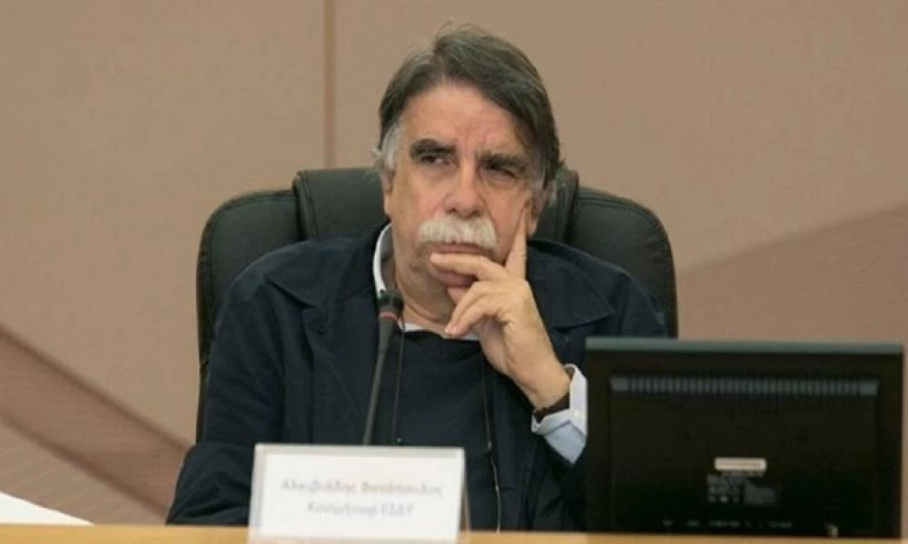 Βατόπουλος: Επιμονή στα μέτρα - Δεν αποκλείεται χρήση μάσκας σε εξωτερικούς χώρους - Βίντεο